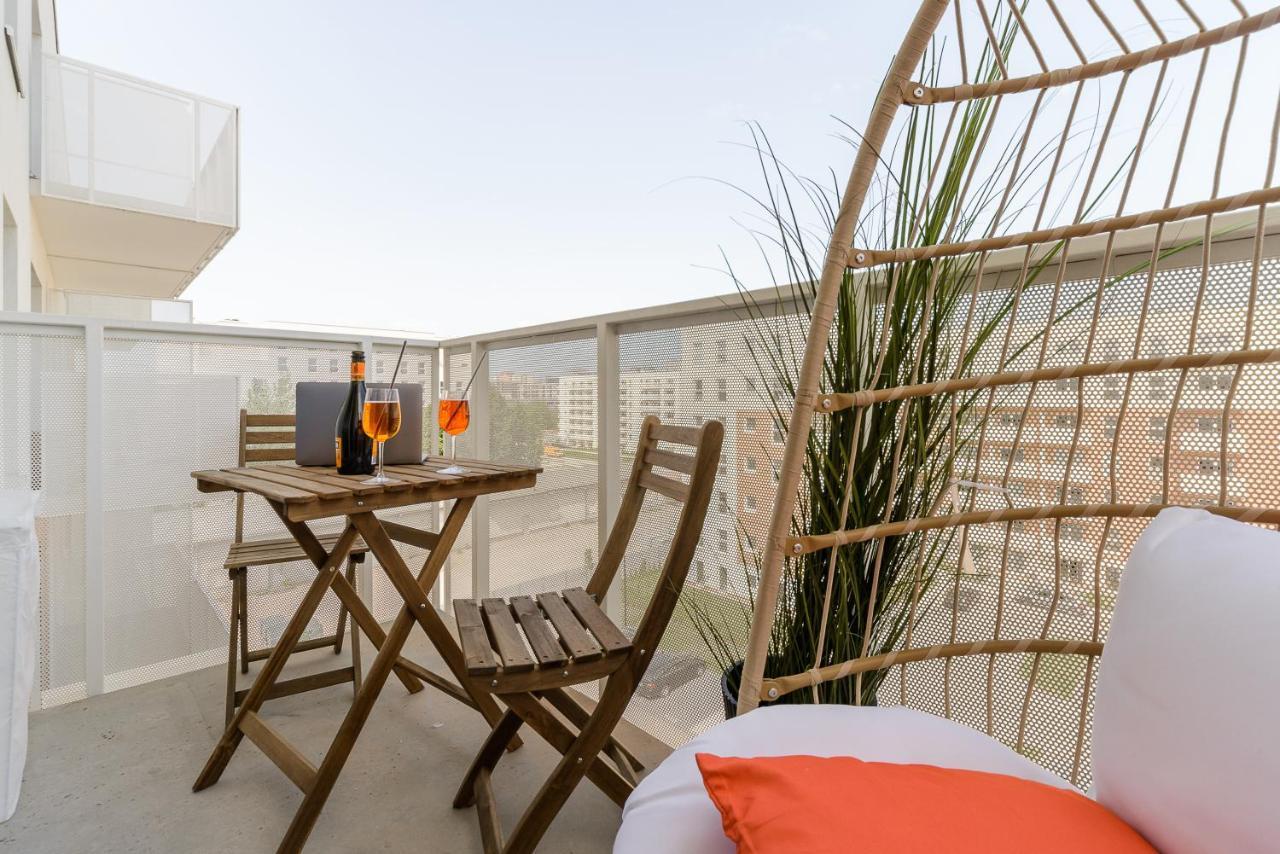 Lumina Premium Apartments With Parking 우치 외부 사진