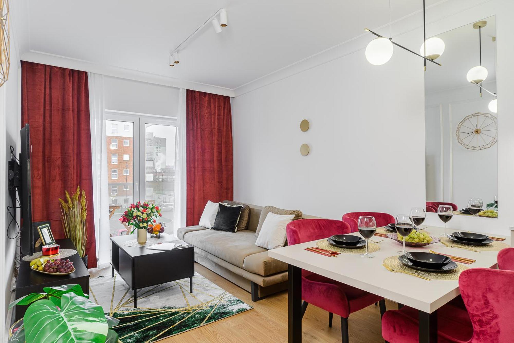 Lumina Premium Apartments With Parking 우치 외부 사진