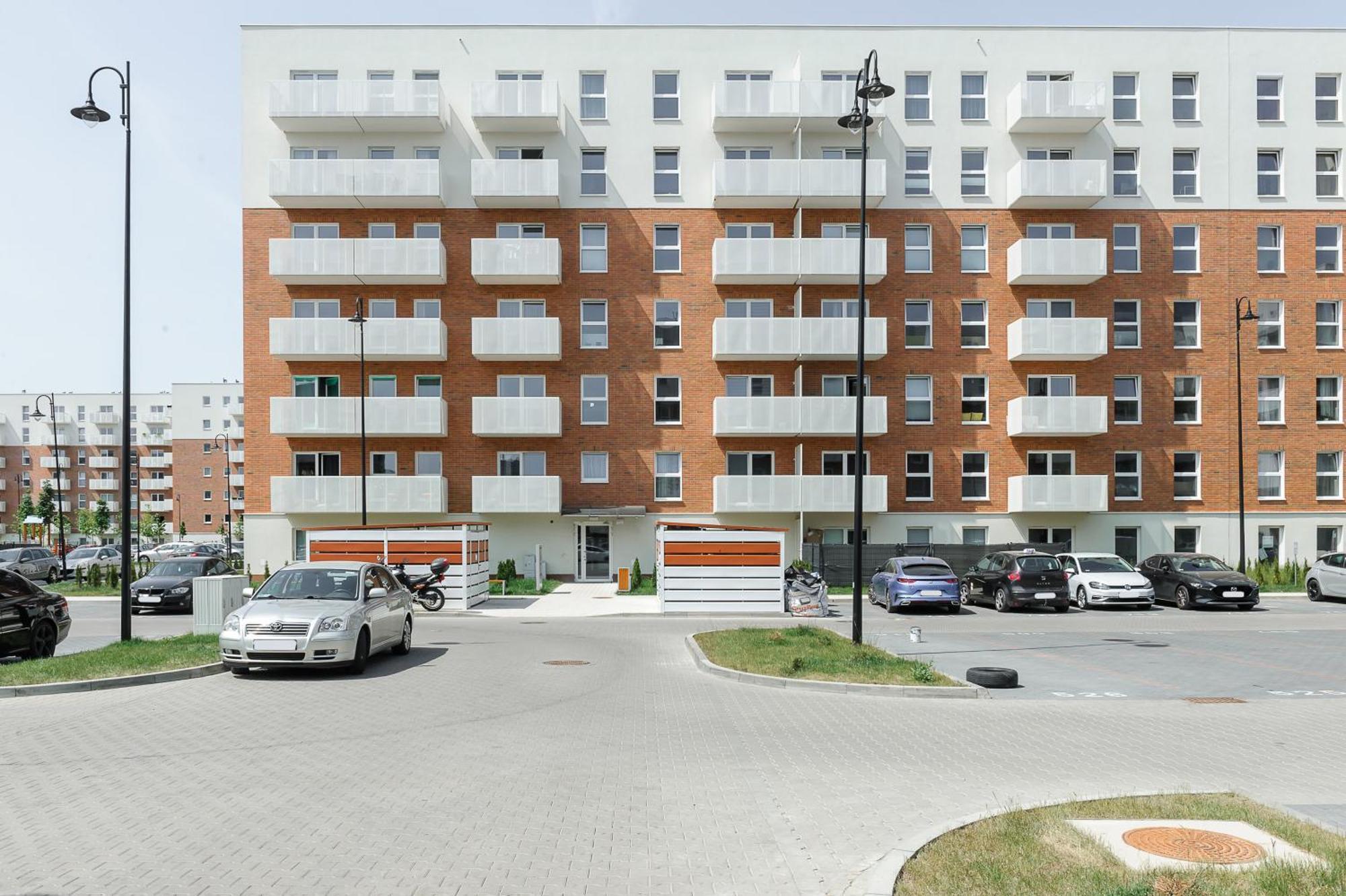 Lumina Premium Apartments With Parking 우치 외부 사진